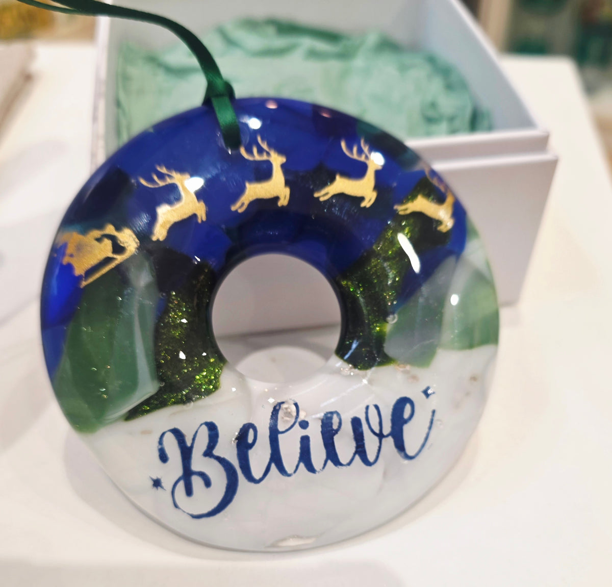 10cm Fused Glass Christmas Wreath Bauble - Santa & Reindeer "Believe" Gift Boxed