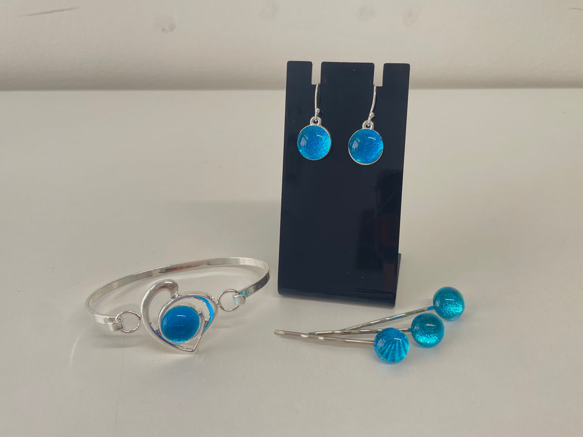Turquoise Blue Glass jewellery Set – Heart Bangle, Earrings, & Hair Pins